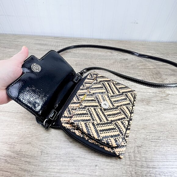 Nine West Crossbody Travel Purse - New without tags Adjustable Strap - Picture 7 of 7